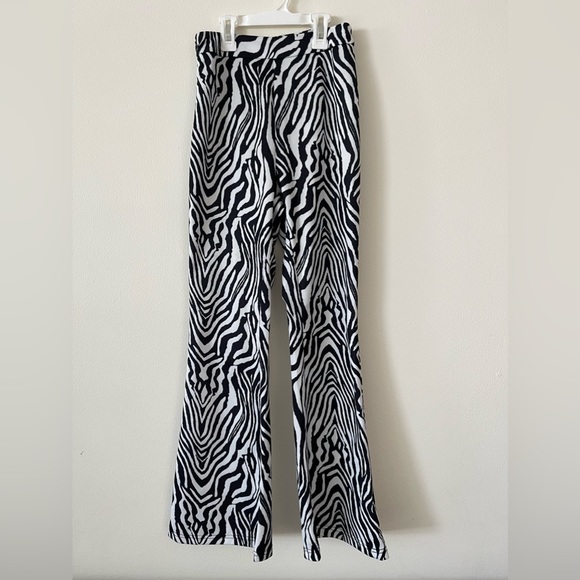 SHEIN Zebra Print Flare Pants - Picture 1 of 3